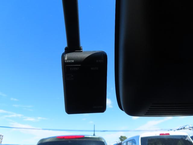 フリード e:HEVエアーEX 360°カメラ 衝突軽減システム ソナー オートマチックハイビーム 横滑り防止装置 クルーズコントロール サイドカーテンエアバック LEDランプ フルセグTV レーンキープ(32枚目)