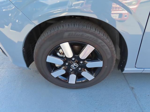 フリード e:HEVエアーEX 360°カメラ 衝突軽減システム ソナー オートマチックハイビーム 横滑り防止装置 クルーズコントロール サイドカーテンエアバック LEDランプ フルセグTV レーンキープ(42枚目)