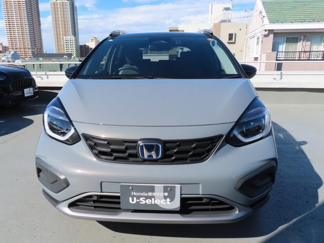 フィット e:HEVクロスター 車線維持支援システム ルーフレール 衝突回避システム 禁煙 1オーナー フルオートエアコン 整備記録簿 前後センサー LEDランプ エアバッグ サイドエアバック 地デジ VSA(2枚目)