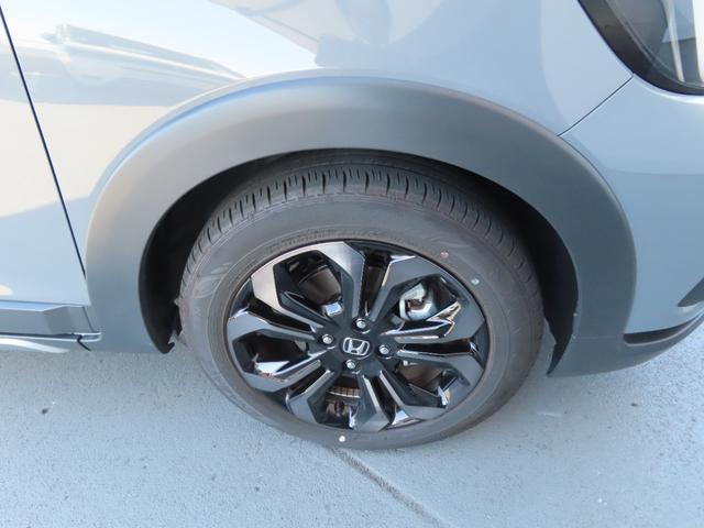 フィット e:HEVクロスター 車線維持支援システム ルーフレール 衝突回避システム 禁煙 1オーナー フルオートエアコン 整備記録簿 前後センサー LEDランプ エアバッグ サイドエアバック 地デジ VSA(35枚目)