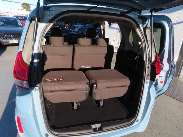 フリード Ｇ・ホンダセンシング　Ｆセグ　追突被害軽減ブレーキ　ｉストップ　Ｗエアバッグ　パワーウィンドウ　ベンチシート　１オ－ナ－　アクティブクルーズコントロール　スマートキ　カラーバックモニター　禁煙　ＶＳＡ（15枚目）