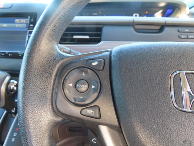 フリード Ｇ・ホンダセンシング　Ｆセグ　追突被害軽減ブレーキ　ｉストップ　Ｗエアバッグ　パワーウィンドウ　ベンチシート　１オ－ナ－　アクティブクルーズコントロール　スマートキ　カラーバックモニター　禁煙　ＶＳＡ（17枚目）