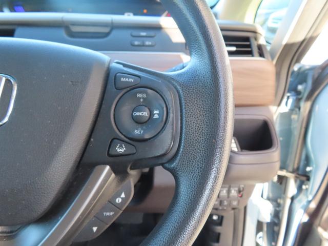 フリード Ｇ・ホンダセンシング　Ｆセグ　追突被害軽減ブレーキ　ｉストップ　Ｗエアバッグ　パワーウィンドウ　ベンチシート　１オ－ナ－　アクティブクルーズコントロール　スマートキ　カラーバックモニター　禁煙　ＶＳＡ（18枚目）