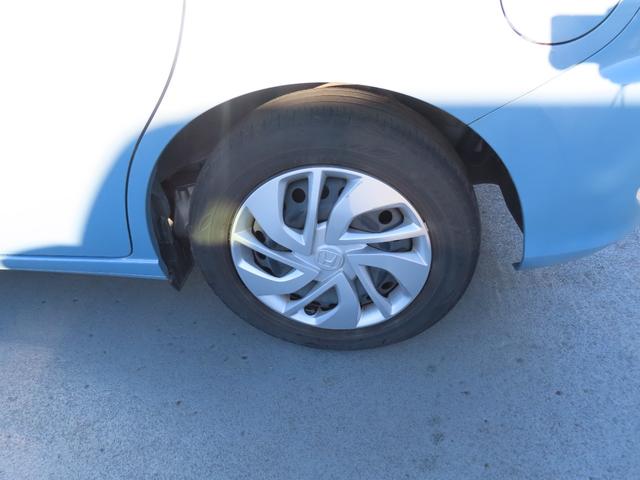 フリード Ｇ・ホンダセンシング　Ｆセグ　追突被害軽減ブレーキ　ｉストップ　Ｗエアバッグ　パワーウィンドウ　ベンチシート　１オ－ナ－　アクティブクルーズコントロール　スマートキ　カラーバックモニター　禁煙　ＶＳＡ（34枚目）