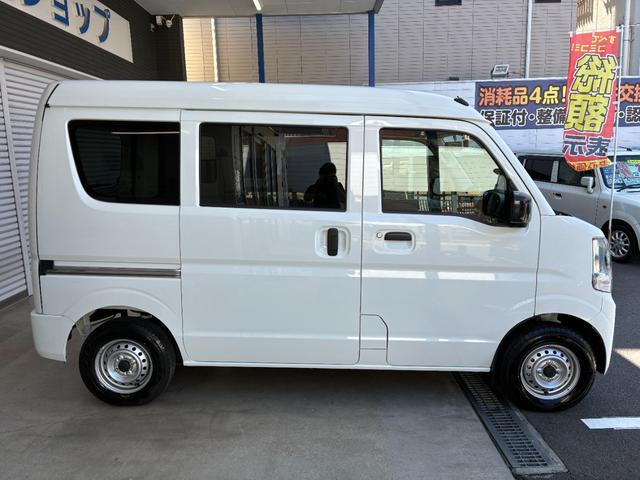 エブリイ ＰＡリミテッド　新セキュリティ対応ＥＴＣ　ドライブレコーダー　キーレスキー　走行距離９７４ｋｍ　パワーウィンドウ　両側スライドドア　オートライト　盗難警報装置　自社保証付き（6枚目）