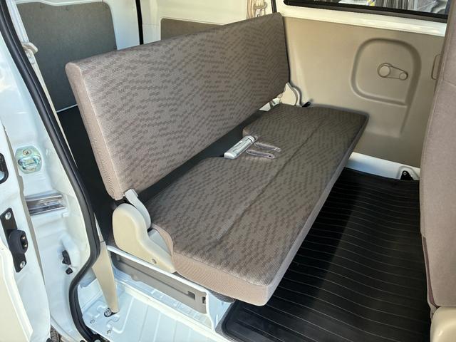 エブリイ ＰＡリミテッド　新セキュリティ対応ＥＴＣ　ドライブレコーダー　キーレスキー　走行距離９７４ｋｍ　パワーウィンドウ　両側スライドドア　オートライト　盗難警報装置　自社保証付き（13枚目）