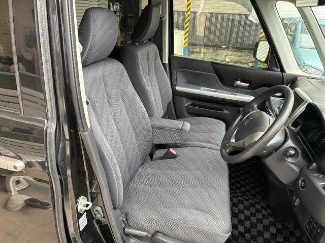 運転席シート部分!