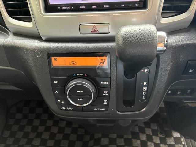 インパネシフトCVTオートマチック!フルオートエアコン標準装備です!