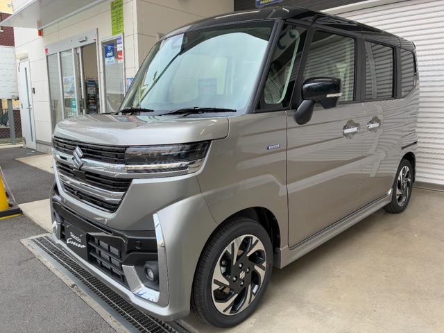 スペーシアカスタム ハイブリッドＸＳターボ　新車未登録車　全方位モニター付き９インチナビゲーション＆スズキセーフティサポート　スズキコネクト対応通信機装着車　２トーンルーフ　新車保証付き（5枚目）