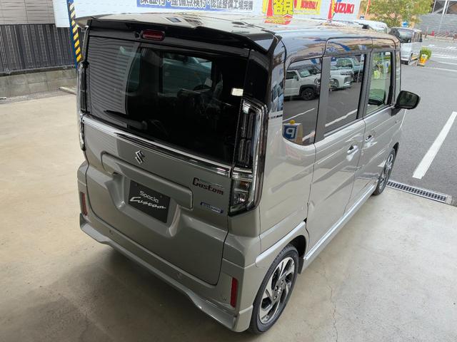 スペーシアカスタム ハイブリッドＸＳターボ　新車未登録車　全方位モニター付き９インチナビゲーション＆スズキセーフティサポート　スズキコネクト対応通信機装着車　２トーンルーフ　新車保証付き（8枚目）