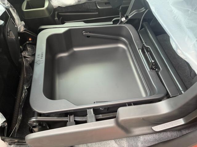 ハスラー タフワイルドターボ　新車未登録車　全方位モニター付き９インチナビゲーション＆スズキセーフティサポート　スズキコネクト対応通信機装着車　２トーンルーフ　新車保証付き（21枚目）