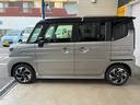 スペーシアカスタム ハイブリッドＸＳターボ　新車未登録車　全方位モニター付き９インチナビゲーション＆スズキセーフティサポート　スズキコネクト対応通信機装着車　２トーンルーフ　新車保証付き（7枚目）