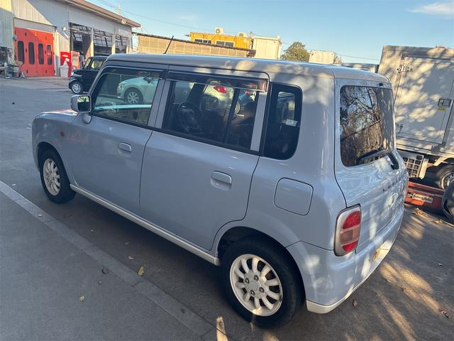 アルトラパン Ｌ　ベンチシート　ＡＴ　ＡＢＳ　ＣＤ　ＭＤ　アルミホイール　衝突安全ボディ　エアコン　パワーステアリング　パワーウィンドウ（5枚目）