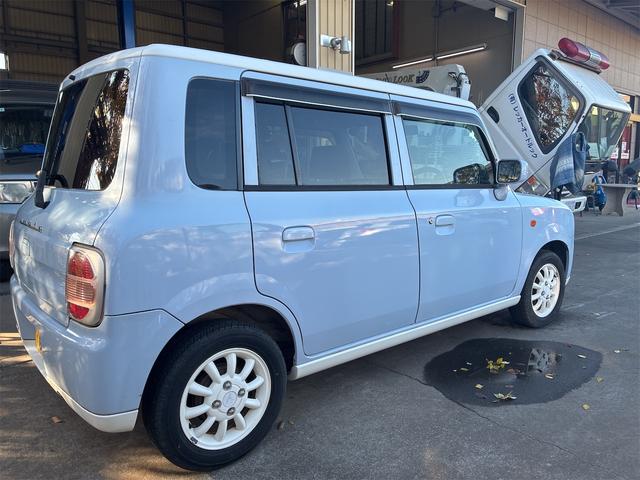 アルトラパン Ｌ　ベンチシート　ＡＴ　ＡＢＳ　ＣＤ　ＭＤ　アルミホイール　衝突安全ボディ　エアコン　パワーステアリング　パワーウィンドウ（6枚目）