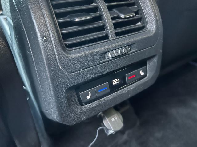 ＴＳＩ　ハイライン　１オーナー／ナビＴＶ走行中ＯＫ／Ｂカメラ／ＥＴＣ／Ｂｌｕｅｔｏｏｔｈ／ＡＵＸ／ＵＳＢ／ＡＣＣ／ＬＥＤヘッドライト／スマートキー／シートヒーター／社外アルミ／スタッドレスＴ／ルーフレール／Ｄ整備車(17枚目)