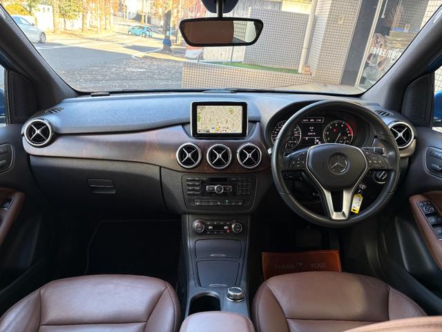 Bクラス B180 ブルーエフィシェンシー サウスシーブルー/ヘーゼルナッツブラウンレザー/純正ナビTV/Bカメラ/シートヒーター/キセノン/キーレス/スペアキー/走行33500km/スペアキー/純正アルミ/車両評価4.5点車(17枚目)