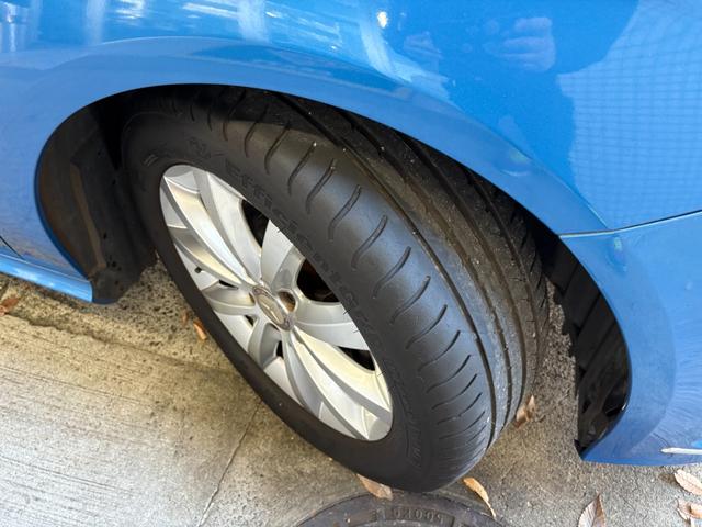 Bクラス B180 ブルーエフィシェンシー サウスシーブルー/ヘーゼルナッツブラウンレザー/純正ナビTV/Bカメラ/シートヒーター/キセノン/キーレス/スペアキー/走行33500km/スペアキー/純正アルミ/車両評価4.5点車(45枚目)