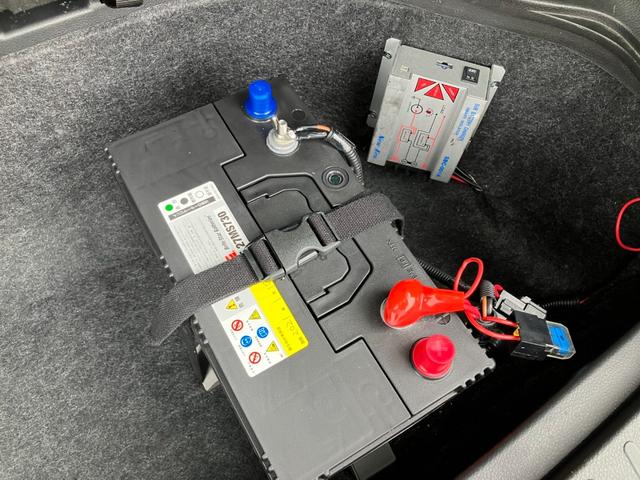 セレナ ハイウェイスター　Ｖセレクション　ピーズクラフト　Ｐ－ＳＶ　ポップアップルーフ　車中泊車（12枚目）