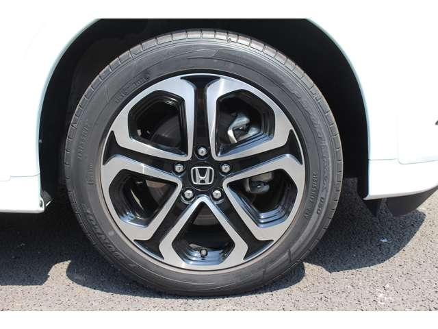 ハイブリッドZ タイヤ4本新品交換 ホンダ純正ナビ(20枚目)