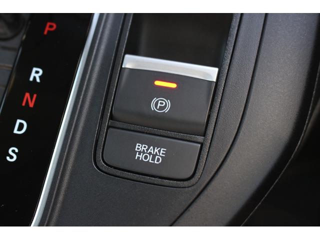 ステップワゴン スパーダ　ワンオーナー　Ｈｏｎｄａ　ＣＯＮＮＥＣ　純正大画面ナビ　大画面リア席モニター　シートヒーター　Ｗエアコン　電動ゲート　ＥＴＣ２．０　全列ＵＳＢ入力端子　盗難防止装置　前後ドライブレコーダー　ワンセグ（16枚目）