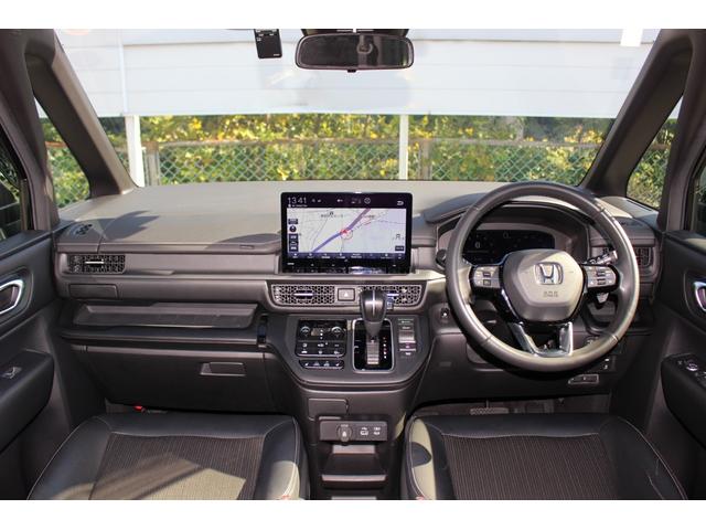 ステップワゴン スパーダ　ワンオーナー　Ｈｏｎｄａ　ＣＯＮＮＥＣ　純正大画面ナビ　大画面リア席モニター　シートヒーター　Ｗエアコン　電動ゲート　ＥＴＣ２．０　全列ＵＳＢ入力端子　盗難防止装置　前後ドライブレコーダー　ワンセグ（23枚目）