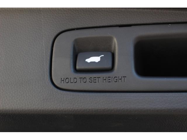 ステップワゴン スパーダ　ワンオーナー　Ｈｏｎｄａ　ＣＯＮＮＥＣ　純正大画面ナビ　大画面リア席モニター　シートヒーター　Ｗエアコン　電動ゲート　ＥＴＣ２．０　全列ＵＳＢ入力端子　盗難防止装置　前後ドライブレコーダー　ワンセグ（27枚目）
