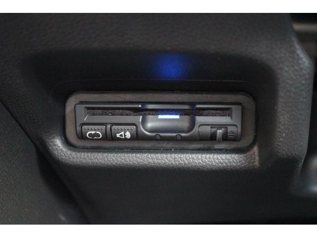 フィット １３Ｇ・Ｆパッケージファインエディション　純正ナビ　ワンオーナー　あんしんパッケージ　Ｂｌｕｅｔｏｏｔｈ　プラズマクラスター　サイドカーテンエアバッグ　オートリトラミラー　セキュリティアラーム　ＩＲカットガラス　アームレスト　インテリキー（13枚目）