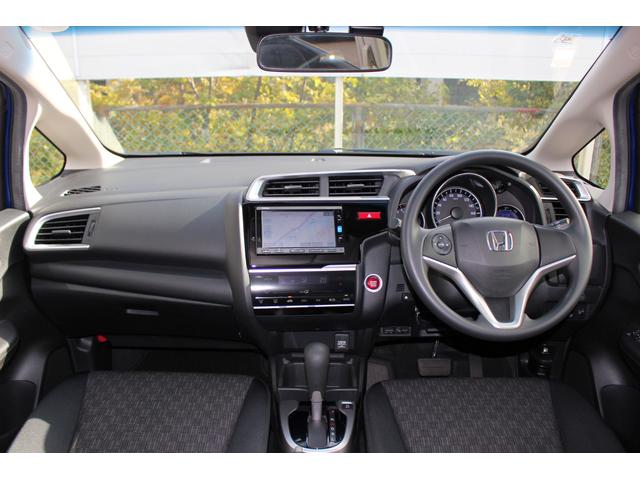 フィット １３Ｇ・Ｆパッケージファインエディション　純正ナビ　ワンオーナー　あんしんパッケージ　Ｂｌｕｅｔｏｏｔｈ　プラズマクラスター　サイドカーテンエアバッグ　オートリトラミラー　セキュリティアラーム　ＩＲカットガラス　アームレスト　インテリキー（15枚目）