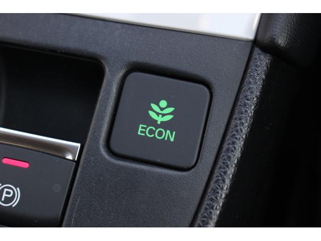 フィット ホーム　禁煙車　ワンオーナー　前後ドラレコ　ＥＴＣ車載器　ＬＥＤヘッドライト　フルオートエアコン　電子制御パーキングブレーキ　サイドカーテンエアバッグ　フルセグＴＶ　ＡＵＸ接続　オートマチックハイビーム　ＢＴ（13枚目）