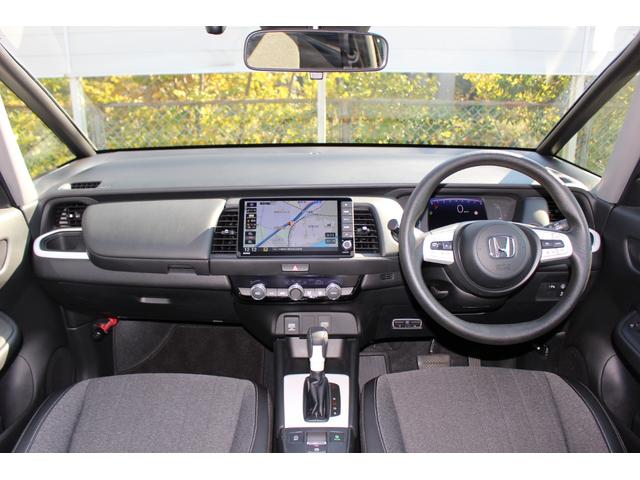 フィット ホーム　禁煙車　ワンオーナー　前後ドラレコ　ＥＴＣ車載器　ＬＥＤヘッドライト　フルオートエアコン　電子制御パーキングブレーキ　サイドカーテンエアバッグ　フルセグＴＶ　ＡＵＸ接続　オートマチックハイビーム　ＢＴ（20枚目）