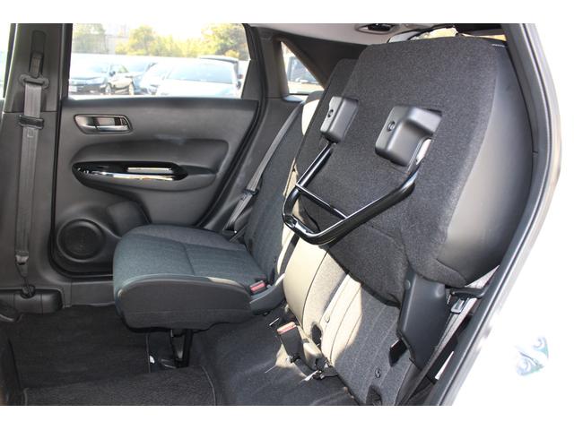 フィット ホーム　禁煙車　ワンオーナー　前後ドラレコ　ＥＴＣ車載器　ＬＥＤヘッドライト　フルオートエアコン　電子制御パーキングブレーキ　サイドカーテンエアバッグ　フルセグＴＶ　ＡＵＸ接続　オートマチックハイビーム　ＢＴ（23枚目）