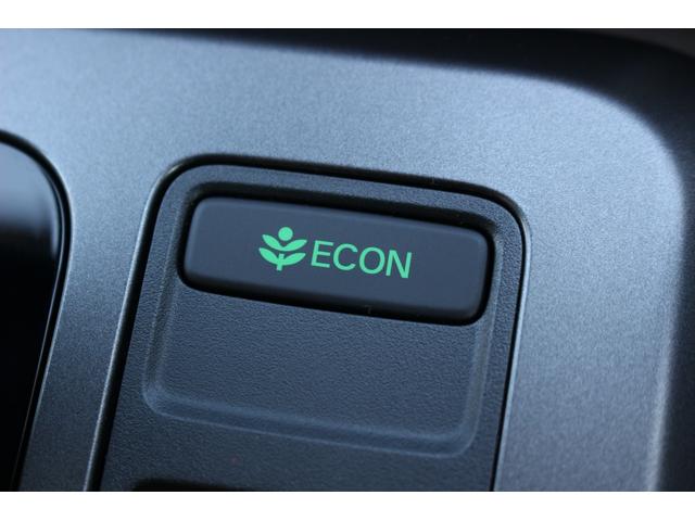 フリード エアー　走行距離３，１６７ｋｍ　ワンオーナー　禁煙車　純正８インチナビ　フルセグ　Ｂｌｕｅｔｏｏｔｈオーディオ　前後ドラレコ　純正１５インチアルミ　サイドエアバック　横滑り防止機能　サイドカーテンエアバック（13枚目）