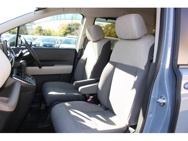 フリード エアー　走行距離３，１６７ｋｍ　ワンオーナー　禁煙車　純正８インチナビ　フルセグ　Ｂｌｕｅｔｏｏｔｈオーディオ　前後ドラレコ　純正１５インチアルミ　サイドエアバック　横滑り防止機能　サイドカーテンエアバック（21枚目）