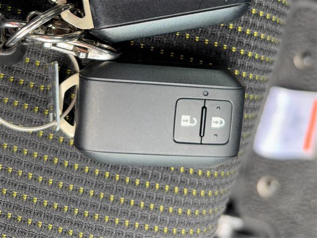 ジムニーシエラ JC 8型ナビ バックカメラ 純正フロアマット LEDヘッドライト クルーズコントロール ETC 前方ドライブレコーダー D/N席シートヒーター 電格ミラー ドアバイザー サイドミラーヒーター スペアキー(39枚目)