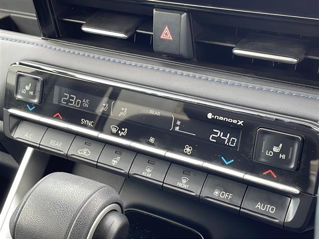 ヴォクシー Ｓ－Ｚ　純正１０．５型ディスプレイ／快適利便パッケージ（Ｈｉｇｈ）／パノラミックビューモニター／ハンズフリーＰＳ／ＣＤＤＶＤデッキ／パワーバックドア／ＢＳＭ／ＳＥＡ／アドバンスドパーク／前後ドラレコ（9枚目）