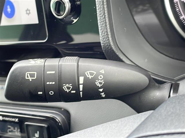 ヴォクシー Ｓ－Ｚ　純正１０．５型ディスプレイ／快適利便パッケージ（Ｈｉｇｈ）／パノラミックビューモニター／ハンズフリーＰＳ／ＣＤＤＶＤデッキ／パワーバックドア／ＢＳＭ／ＳＥＡ／アドバンスドパーク／前後ドラレコ（40枚目）