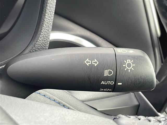 ヴォクシー Ｓ－Ｚ　純正１０．５型ディスプレイ／快適利便パッケージ（Ｈｉｇｈ）／パノラミックビューモニター／ハンズフリーＰＳ／ＣＤＤＶＤデッキ／パワーバックドア／ＢＳＭ／ＳＥＡ／アドバンスドパーク／前後ドラレコ（41枚目）