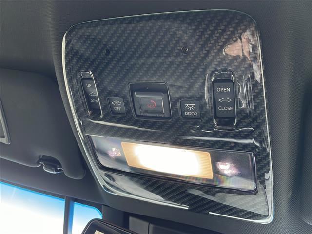 クラウンハイブリッド ＲＳアドバンス　ワンオーナー／サンルーフ／純正１２．３型ナビ／全周囲カメラ／全席パワーシート／全席シートヒーター／前席エアシート／ハンドルヒーター／ＬＥＤヘッドライト／純正ドラレコ／ＥＴＣ２．０／純正ＡＷ／スペアキー（7枚目）