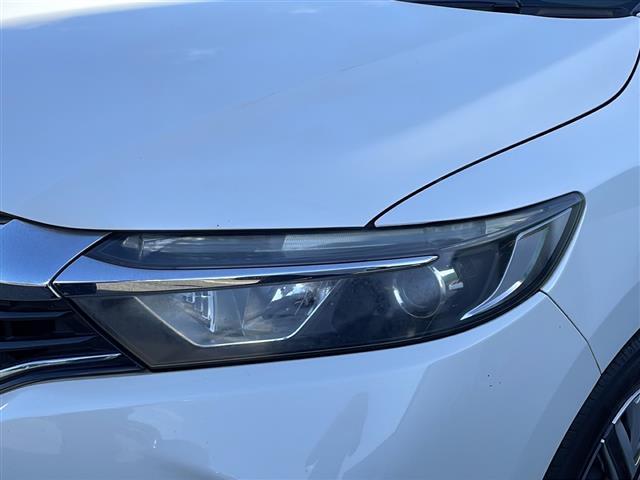 シャトル ハイブリッド　ホンダセンシング　禁煙車／純正ナビ／Ｂｌｕｅｔｏｏｔｈ／ＣＤ／ＳＤ／ＨＩＤヘッドライト／オートエアコン／社外フロアマット／ＥＴＣ／純正ホイールキャップ／パワステ／パワーウィンドウ／Ｗエアバッグ／横滑り防止／盗難防止（34枚目）
