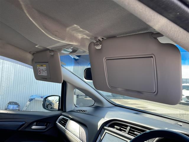 シャトル ハイブリッド　ホンダセンシング　禁煙車／純正ナビ／Ｂｌｕｅｔｏｏｔｈ／ＣＤ／ＳＤ／ＨＩＤヘッドライト／オートエアコン／社外フロアマット／ＥＴＣ／純正ホイールキャップ／パワステ／パワーウィンドウ／Ｗエアバッグ／横滑り防止／盗難防止（37枚目）