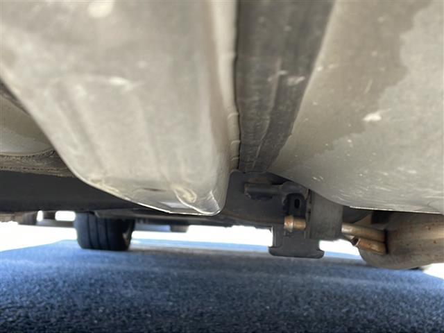 ヴェルファイア 2.5Z Gエディション 純正10型ナビ 12.1型フリップダウンモニター Bカメラ 追従式クルーズコントロール ステアリングヒーター ビルトインETC2.0 オットマン 電動リアゲート 両側電動スライドドア シートメモリ(40枚目)