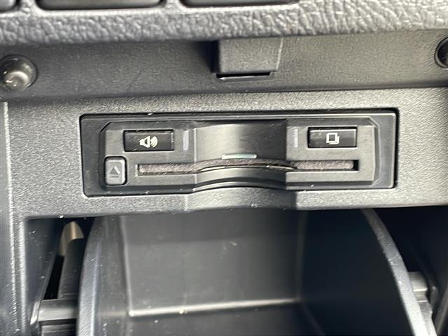 アルファード 2.5S Aパッケージ 11型ナビ/12型フリップダウンモニター/ツインムーンルーフ/ワンオーナー/バックカメラ/デジタルインナーミラー/追従式クルーズコントロール/ETC/純正17インチアルミホイール/クリアランスソナー(7枚目)