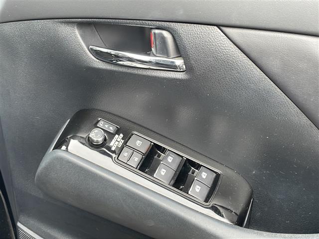 アルファード 2.5S Aパッケージ 11型ナビ/12型フリップダウンモニター/ツインムーンルーフ/ワンオーナー/バックカメラ/デジタルインナーミラー/追従式クルーズコントロール/ETC/純正17インチアルミホイール/クリアランスソナー(41枚目)