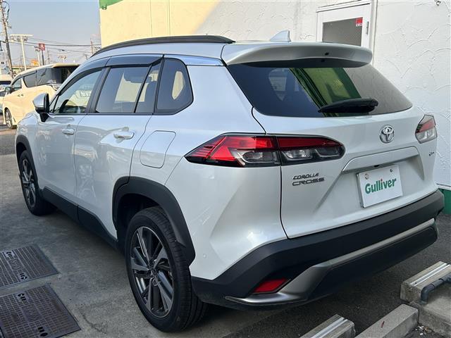 カローラクロス ハイブリッド　Ｚ　純正ナビ　ブラインドスポットモニター　全方位カメラ　前後コーナーセンサー　ハーフレザーシート　シートヒーター　パワーシート　追従式クルーズコントロール　オートブレーキホールド（3枚目）