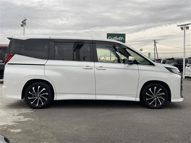 ノア S-Z 純正10.5インチナビ/フリップダウン/バックカメラ/両側パワスラ/レーダークルコン/半革シート/シートヒーター/エアシート/パワーバックドア/コーナーセンサー/LEDヘッドライト/スペアキー(22枚目)