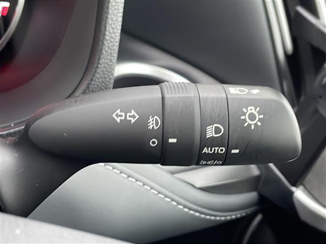 ノア S-Z 純正10.5インチナビ/フリップダウン/バックカメラ/両側パワスラ/レーダークルコン/半革シート/シートヒーター/エアシート/パワーバックドア/コーナーセンサー/LEDヘッドライト/スペアキー(30枚目)