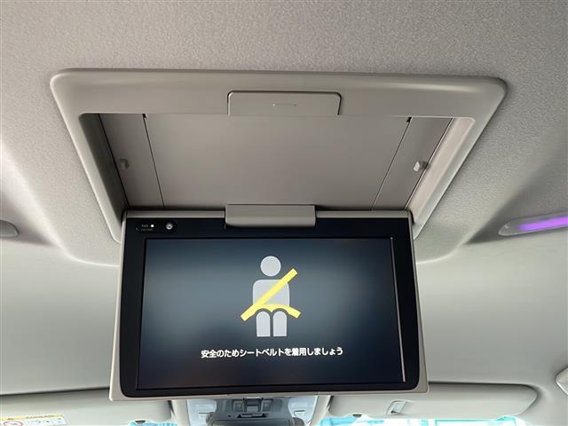 ヴェルファイア 2.5Z Gエディション ディスプレイオーディオ/フリップダウンモニター/サンルーフ/追従式クルーズコントロール/レザーシート/D・N席シートヒーター/D・N席エアシート/D・N席パワーシート/前後コーナーセンサー/ナノイー(2枚目)