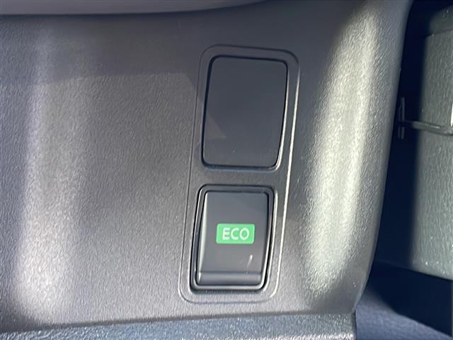 セレナ ハイウェイスターV 純正10型ナビ/プロパイロット/両側電動スライドドア/オートブレーキホールド/自動パーキングブレーキ/サンシェード/前後コーナーセンサー/LEDヘッドライト/アイドリングストップ/プッシュスタート(7枚目)