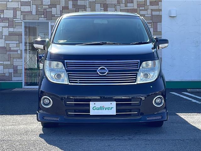 エルグランド 250ハイウェイスターブラックレザーナビED 純正ナビ/バックカメラ/フリップダウンモニター/オットマン/フォグライト/キセノンヘッドライト/D・N席シートヒーター/純正フロアマット/純正17インチアルミホイール/両側電動スライドドア(10枚目)