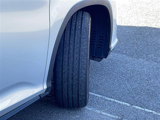 RX RX450hL 純正ナビ/全周囲カメラ/黒革シート/レーダークルコン/シートヒーター/エアシート/パワーシートメモリー機能付き/ハンドルヒーター/パワーバックドア/BSM/LKA/クリアランスソナー/三眼LED(31枚目)